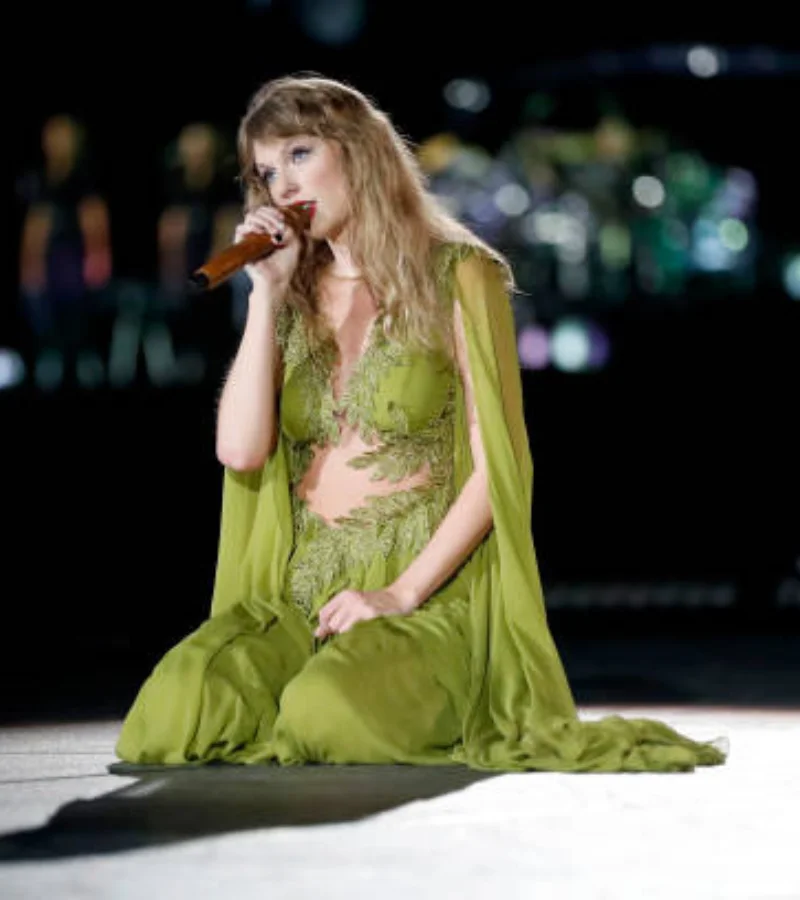 Taylor Swift ranks well in Forbes' celebrity women's